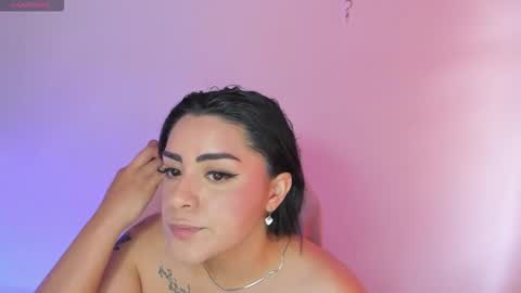 Snapshot of mexitalyguitarist chatting on 11-26-25, 03:46 Booniee online show from 11-26-25, 03:46