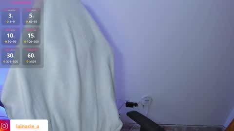 Snapshot of mexitalyguitarist chatting on 11-28-25, 05:10 Booniee online show from 11-28-25, 05:10