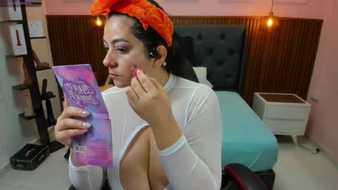 Snapshot of meylagia chatting on 11-24-25, 03:06 meylagia online show from 11-24-25, 03:06