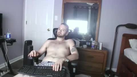 Snapshot of mfdoom6stax chatting on 01-12-25, 10:34 LockedOutNaked online show from 01-12-25, 10:34