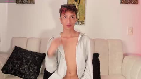 Snapshot of mhatias_ chatting on 06-20-26, 05:38 MATHIAS online show from 06-20-26, 05:38