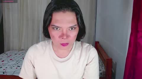 Snapshot of mhay_khalifa chatting on 01-11-26, 10:59 MHAY online show from 01-11-26, 10:59