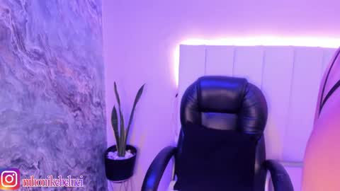 Snapshot of mhonikbelucci chatting on 07-08-26, 11:48 MHONIK BELUCI online show from 07-08-26, 11:48