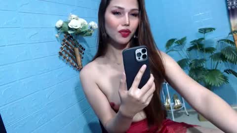 Snapshot of mi_akai chatting on 06-11-26, 02:53 Cretchie For You online show from 06-11-26, 02:53