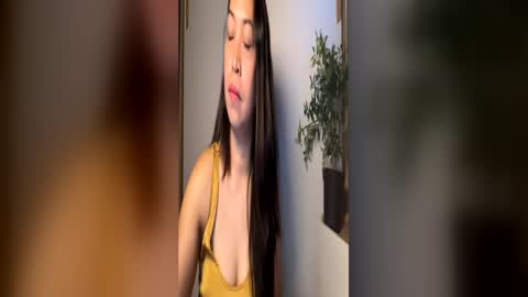 mi_love00 online show from 06-17-26, 08:28