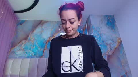 Emi online show from 02-15-26, 07:21