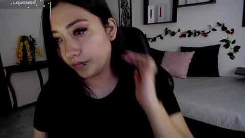 Mia zoe online show from 11-07-25, 07:36