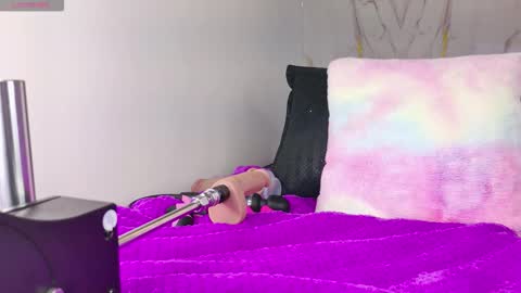 Mia Blonde online show from 10-26-25, 08:15