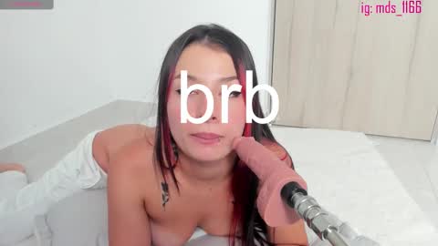 Mia adams  online show from 02-11-25, 07:38