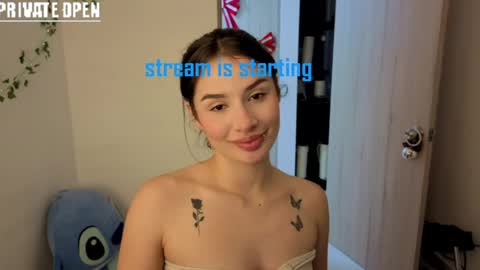 Snapshot of mia_adams66 chatting on 04-28-26, 08:25 Mia adams online show from 04-28-26, 08:25