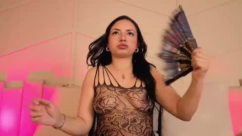 Snapshot of mia_adams_bm chatting on 05-14-26, 07:42 Miaa online show from 05-14-26, 07:42