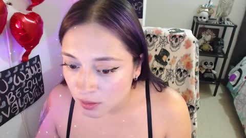 mia online show from 02-10-25, 01:03