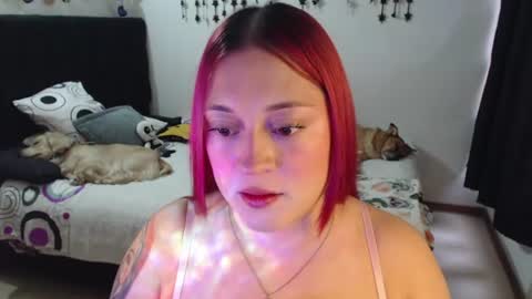 Snapshot of mia_adams_red chatting on 06-17-26, 10:43 mia online show from 06-17-26, 10:43