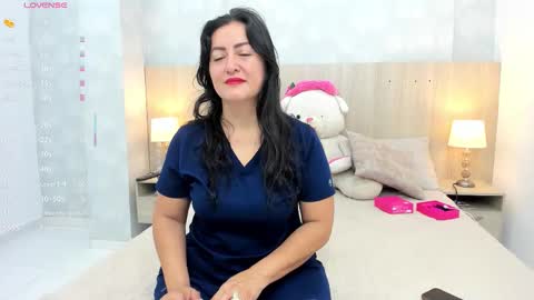 Snapshot of mia_aristizabal chatting on 10-09-25, 11:19 Mia Aristizabal online show from 10-09-25, 11:19