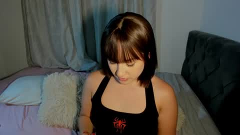 Snapshot of mia_blaiir chatting on 06-27-26, 01:43 Mia Blair online show from 06-27-26, 01:43