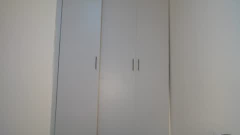 Snapshot of mia_c102130 chatting on 08-04-26, 12:41 MIA online show from 08-04-26, 12:41