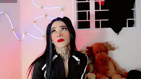 Snapshot of mia_califa_01 chatting on 05-16-26, 05:26 mia califa online show from 05-16-26, 05:26