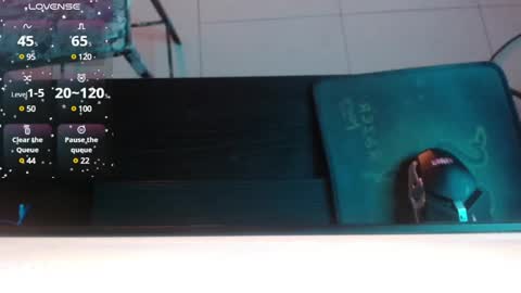 Snapshot of mia_collens_ chatting on 12-30-24, 01:37 MIA online show from 12-30-24, 01:37