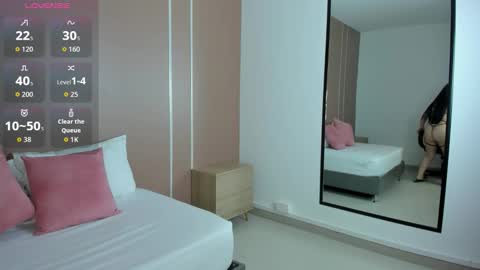 M I A  online show from 12-02-25, 02:39