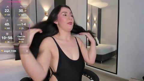 M I A  online show from 03-11-26, 02:06