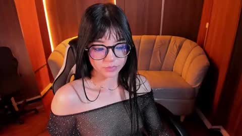 mia_collins_b online show from 11-09-25, 01:04