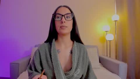 Snapshot of mia_daniellshot chatting on 02-04-26, 05:08 Sarah Luna online show from 02-04-26, 05:08