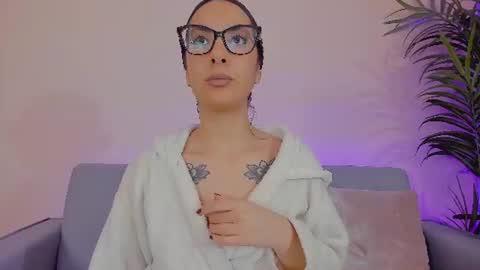 Snapshot of mia_daniellshot chatting on 07-02-26, 12:22 Sarah Luna online show from 07-02-26, 12:22