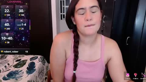 Snapshot of mia_danielsx chatting on 02-25-25, 02:47 Mia online show from 02-25-25, 02:47