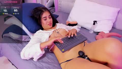 MIA help me get to 25 hands up online show from 04-11-26, 07:45