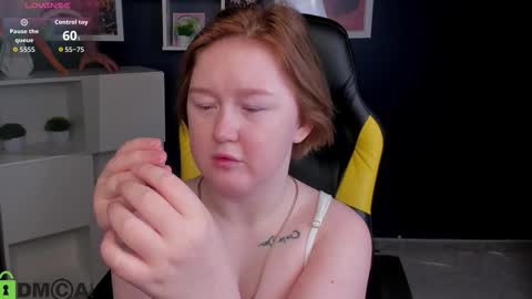 Snapshot of mia_ferd chatting on 11-08-25, 03:18 Mia online show from 11-08-25, 03:18