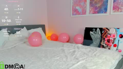 Mia online show from 12-03-25, 03:03