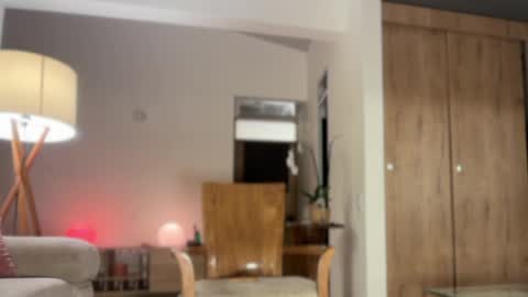 mia_ferrer777 online show from 04-11-26, 12:48