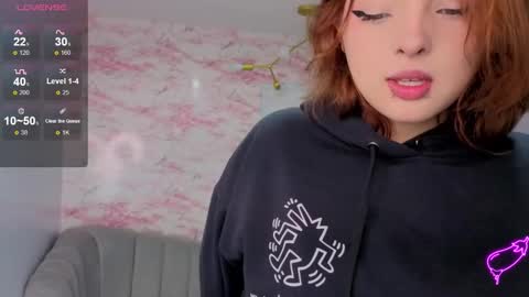 Mia online show from 02-10-26, 01:48