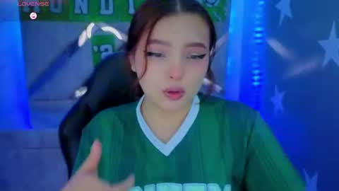 Snapshot of mia_foster_t chatting on 07-05-26, 01:07 Mia online show from 07-05-26, 01:07