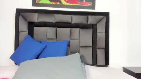 mia fox online show from 10-01-25, 12:22