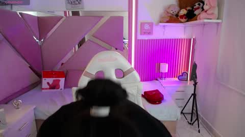 mia_garcia28 online show from 11-21-25, 07:56