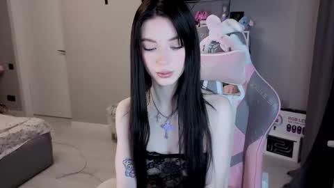 Snapshot of mia_gothh chatting on 12-03-25, 03:43 MIA HELP ME REACH 100 LIKES online show from 12-03-25, 03:43