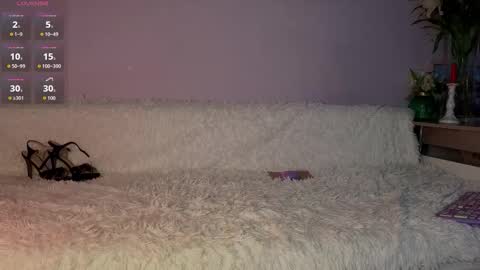 Mia  online show from 11-09-25, 05:00