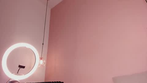 Snapshot of mia_holson chatting on 02-22-26, 01:42 I am Mia online show from 02-22-26, 01:42