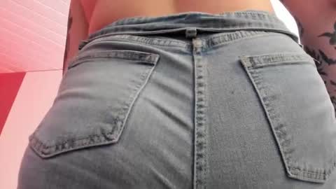 Val  online show from 02-07-26, 08:01