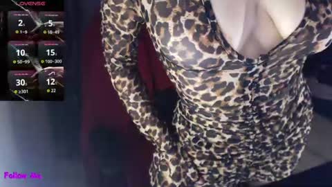 Snapshot of mia_joy8 chatting on 06-22-26, 12:35 MiaJoy online show from 06-22-26, 12:35