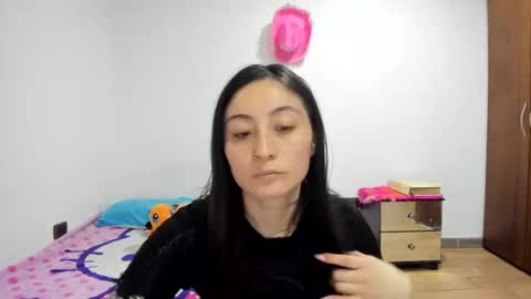 mia kaneee online show from 12-27-24, 12:29