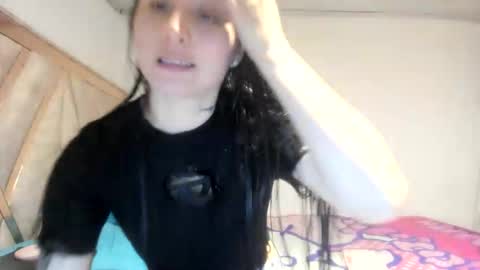 Snapshot of mia_kanee chatting on 12-17-25, 02:39 mia kaneee online show from 12-17-25, 02:39