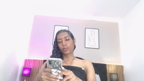 Mia online show from 02-27-26, 06:08