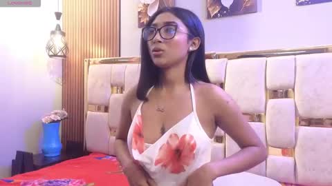 Snapshot of mia_konor06 chatting on 05-05-26, 10:56 Mia. online show from 05-05-26, 10:56