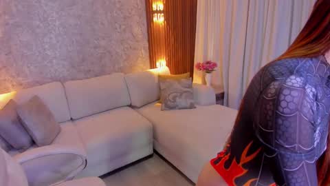 Mia Lane online show from 12-15-25, 11:36