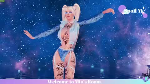 Snapshot of mia_lilah chatting on 04-21-26, 04:23 Mia online show from 04-21-26, 04:23