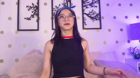 Mia online show from 07-20-26, 11:18