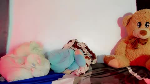 Snapshot of mia_malkova0 chatting on 03-13-26, 01:34 Mia3 online show from 03-13-26, 01:34