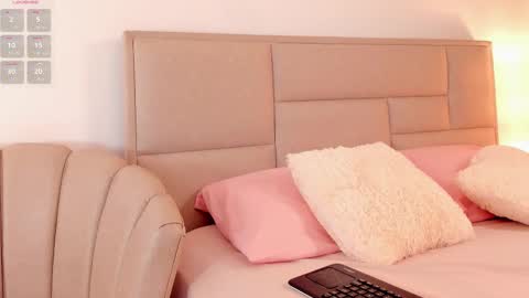 Mia  Schedule 7am to 2pm Col online show from 12-18-25, 12:22